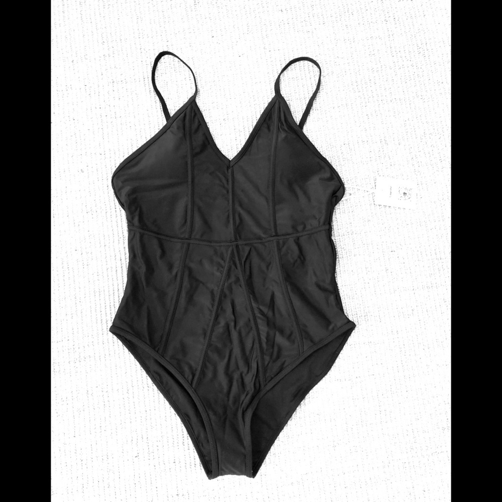 Cupshe Black free space one piece